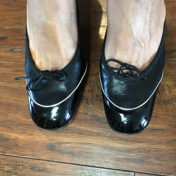 CHANEL leather mule heels - Picture 6 of 8